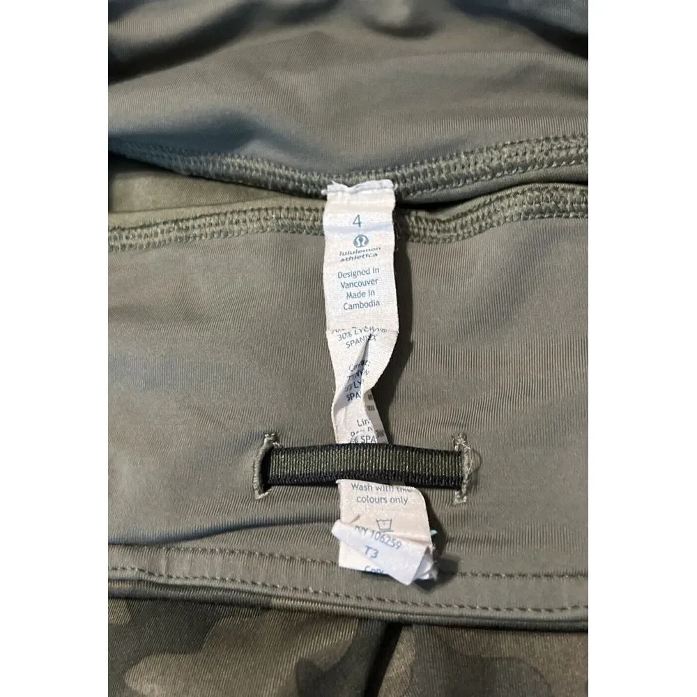 Lululemon Run: Inspire Crop ll Luxtreme SZ 4 Savasana Camo Fatigue Green‎ W6B70S